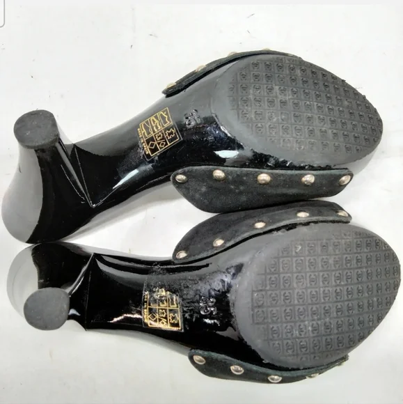 Chanel Sandals Women Black Suede - Picture 6 of 11